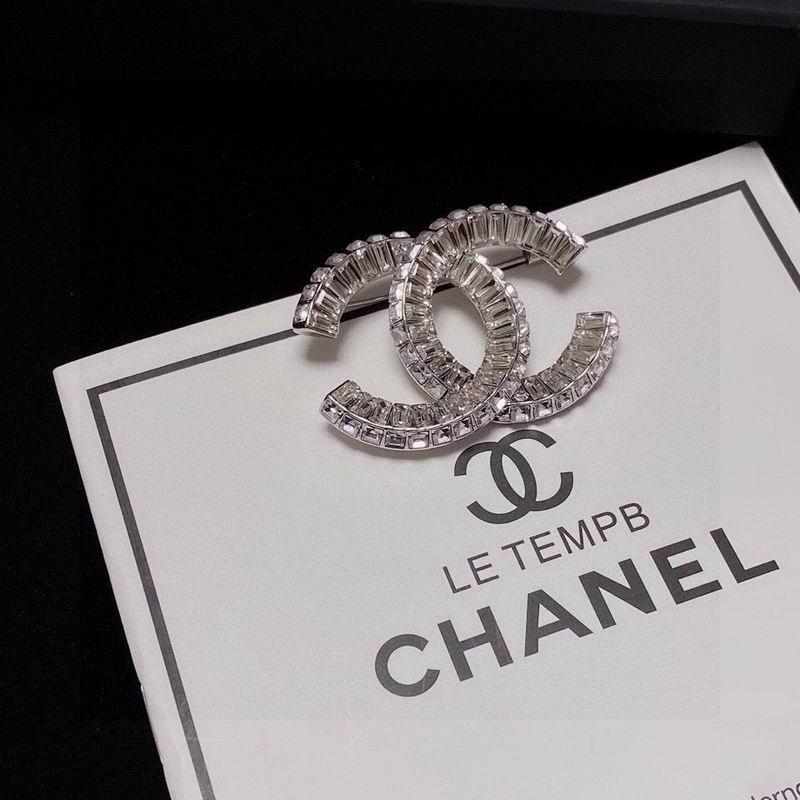Chanel Brooch 1lyx76 (8)